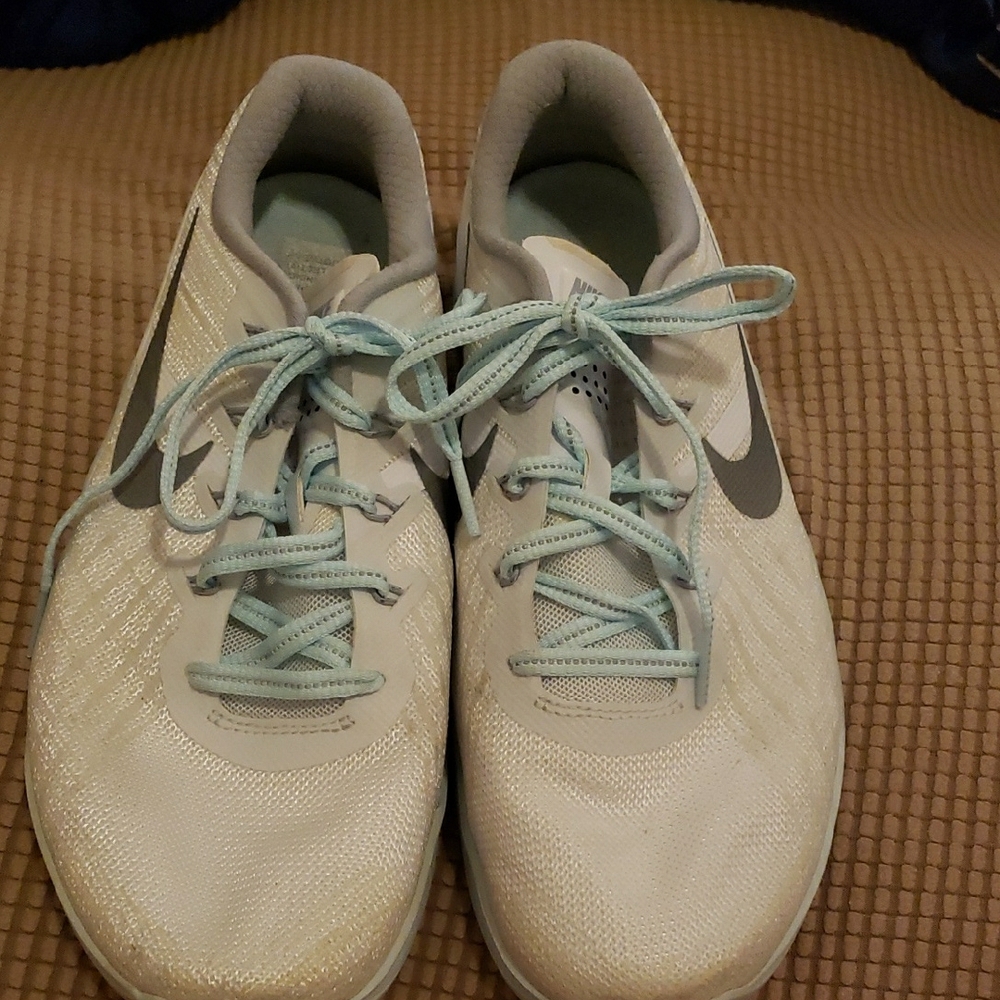 Nike White and Gray Sneakers